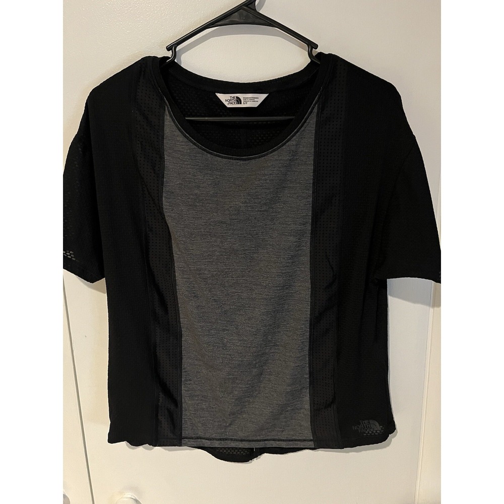 The North Face Womens FlashDry T Shirt Small Black Mesh Split Back Short Sleeve